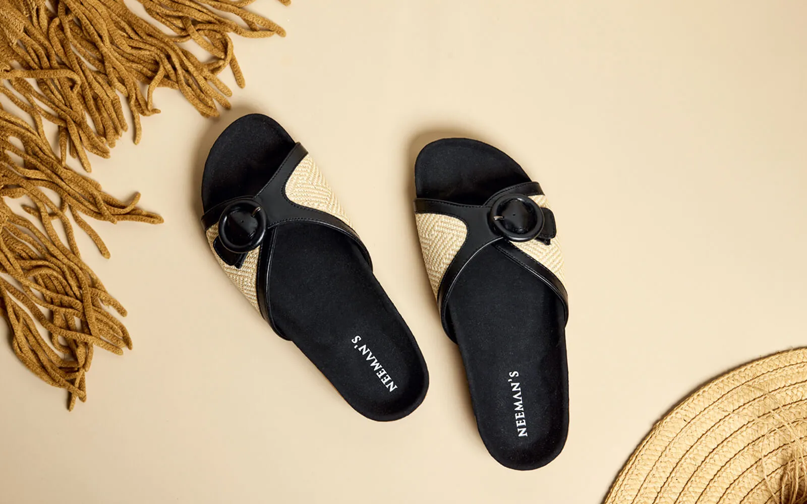 Boheme Chic Slides : Black