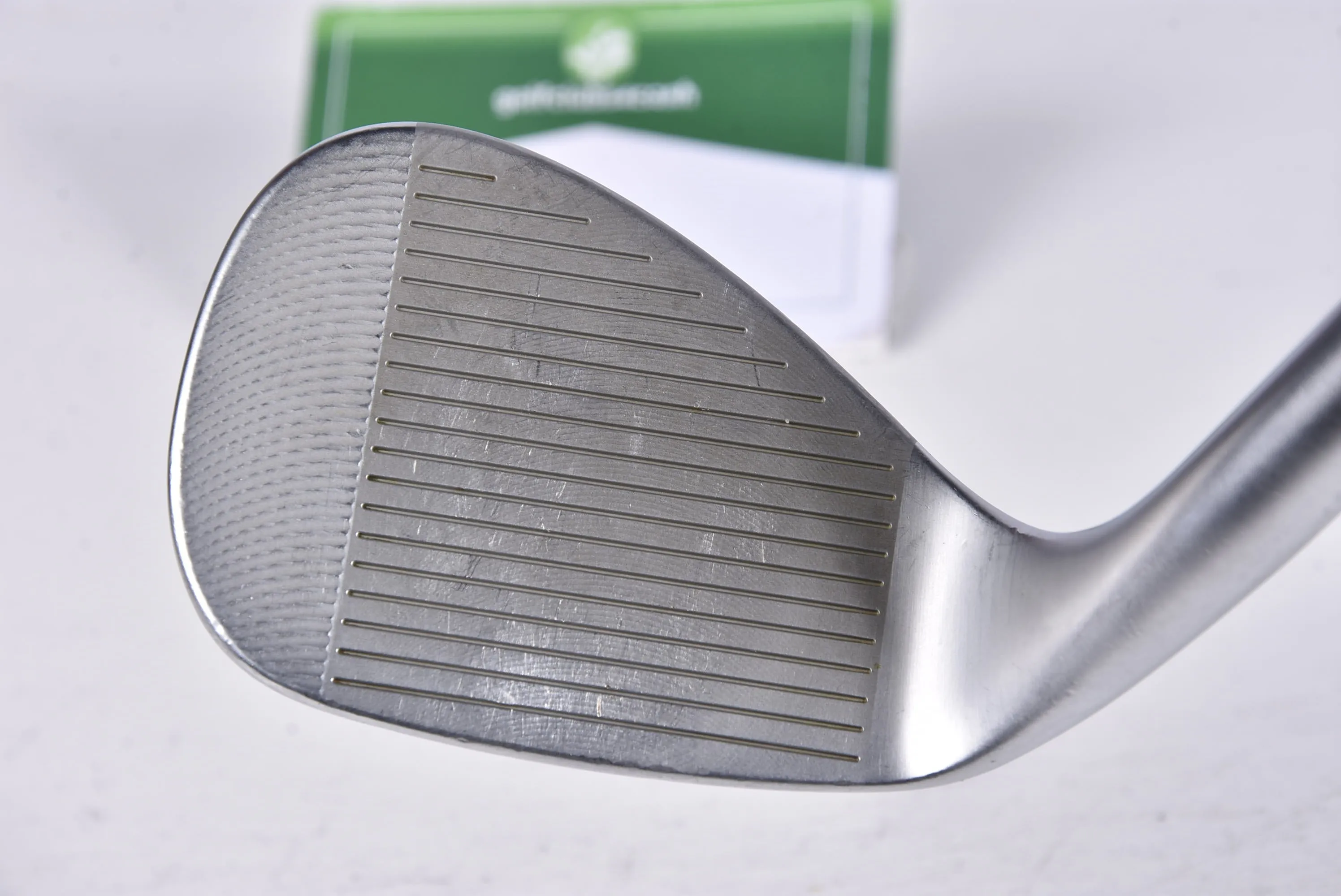 Cleveland RTX 6 Zipcore Sand Wedges / 54 Degree / Wedge Flex Dynamic Gold Shaft