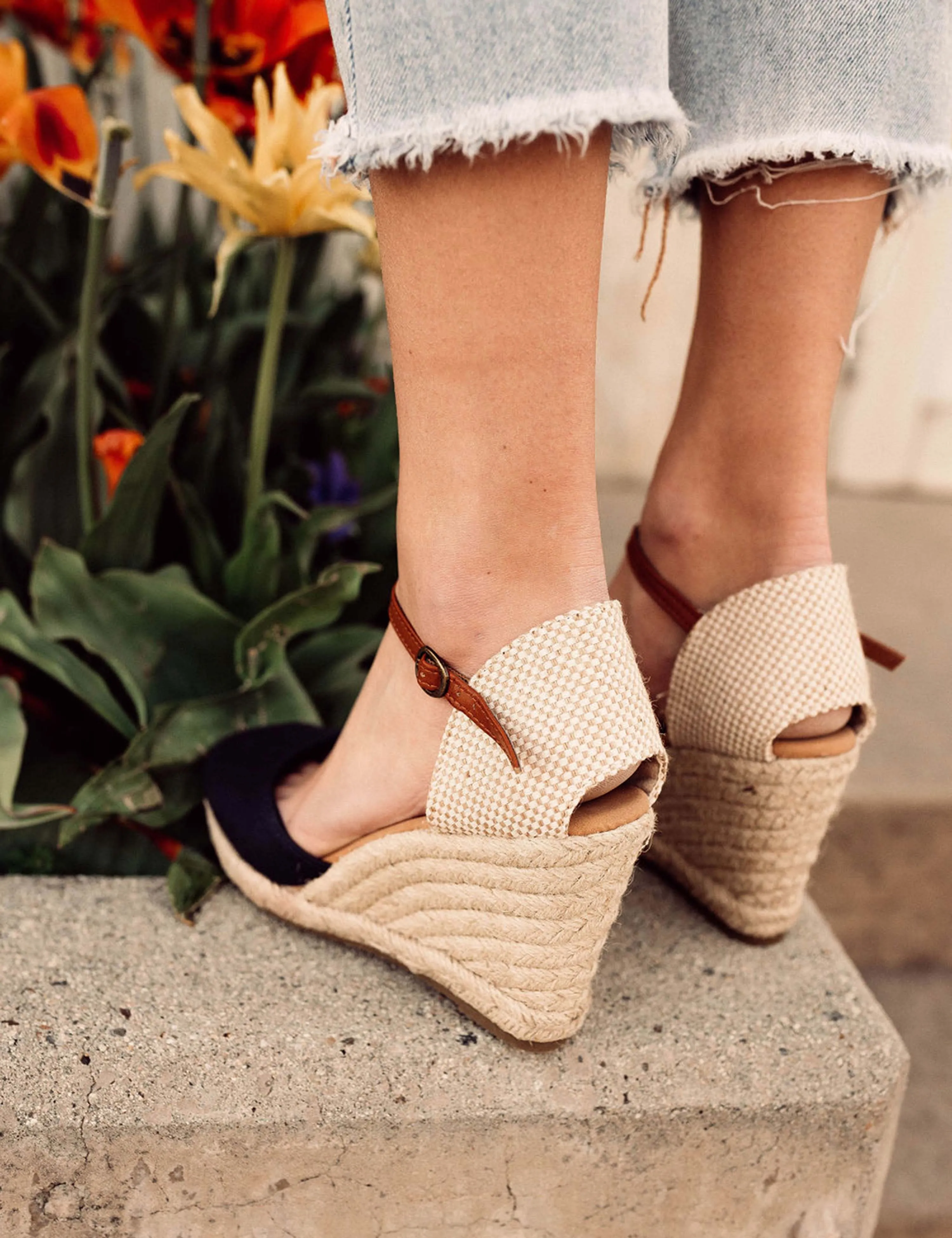 Just Take a Look Wedges