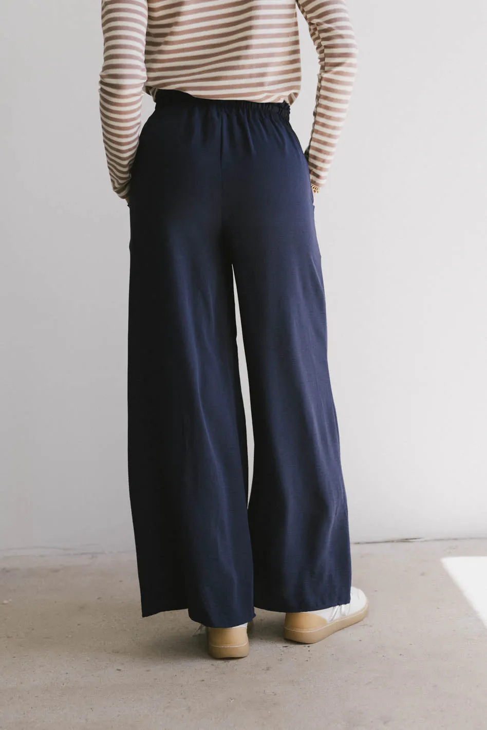 Mina Wide Leg Pants in Navy