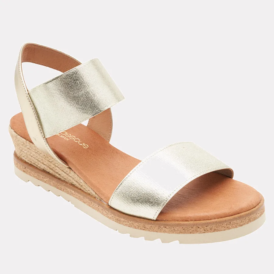 Neveah Metallic Wedge