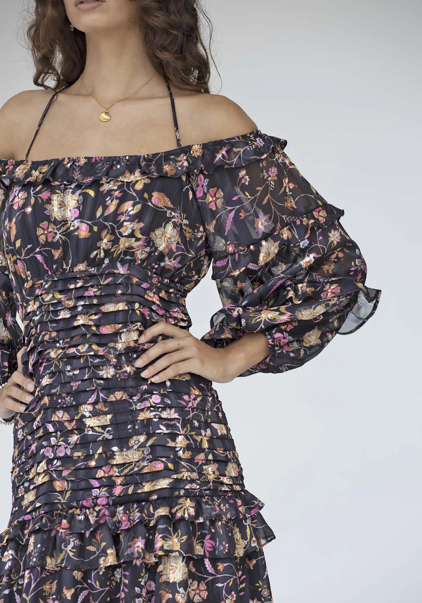 Night Chintz Billow Sleeve Maxi Dress