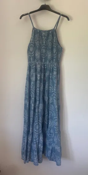 Shirred Bodice Paisley Print Maxi Dress