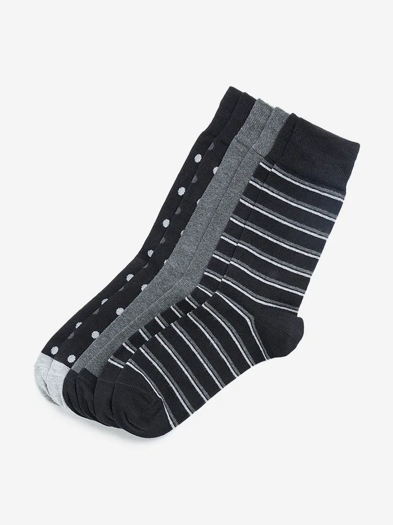 WES Lounge Black Printed Cotton Blend Socks- Pack of 3