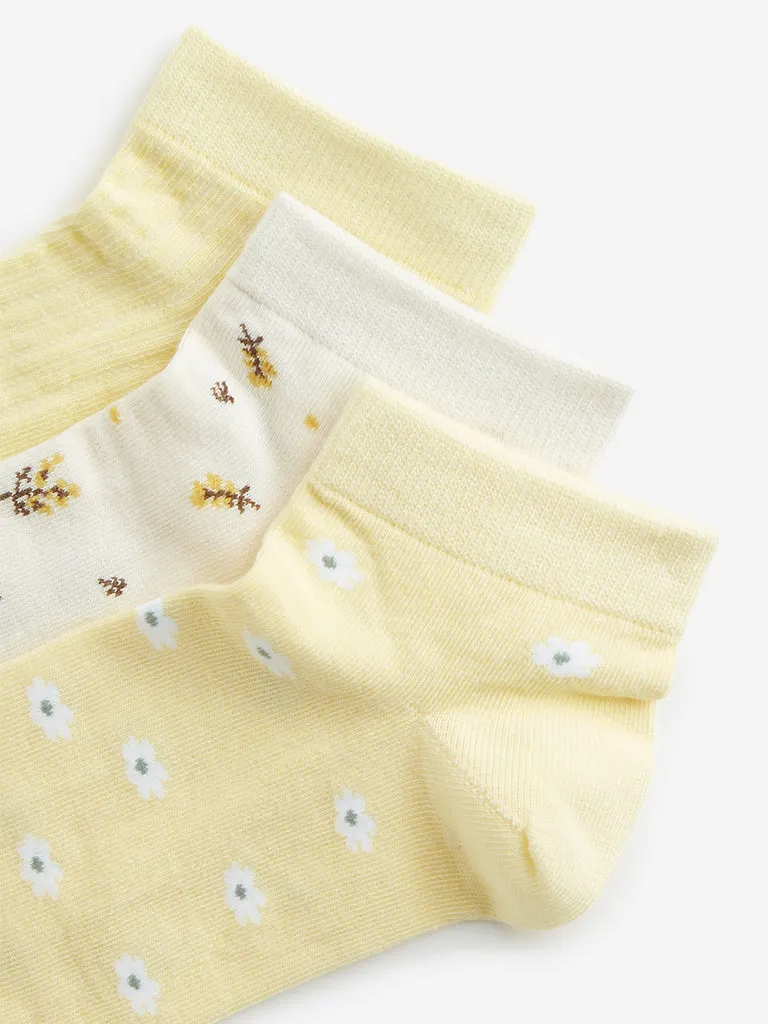 Y&F Kids Yellow Floral Printed Socks - Pack of 3